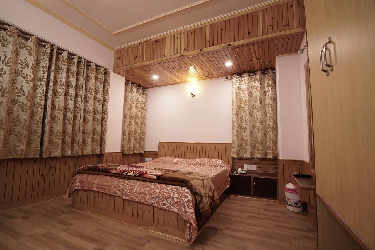 Sara Hotel Nārkanda Exterior foto